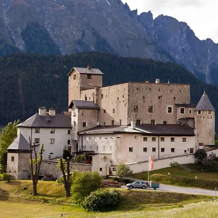 Schloss Naudersberg 2 In By Interhome *